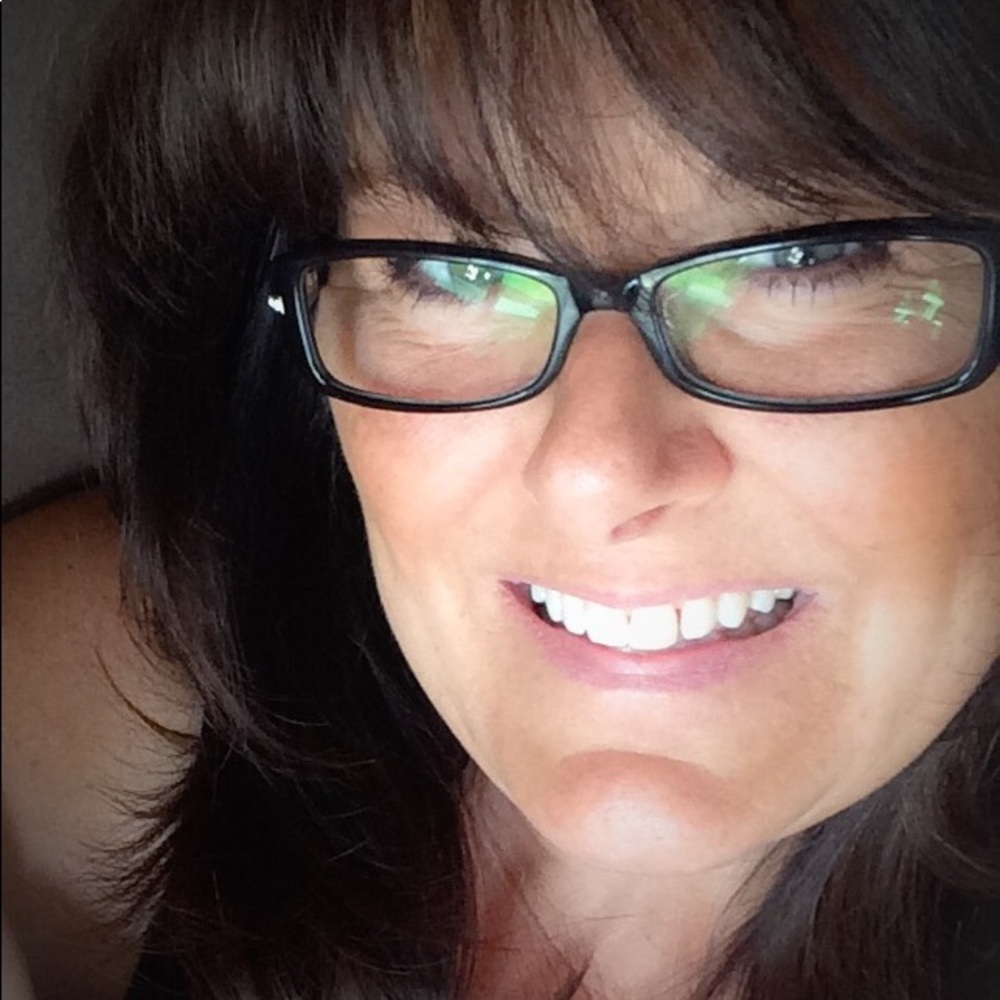 Meet your Posher, Lynda